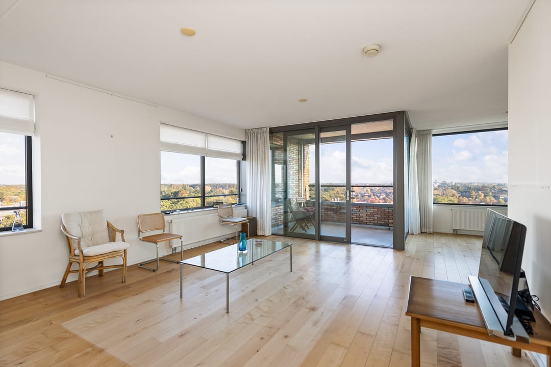 Photo 2 of Graaf Florisstraat 1-F55