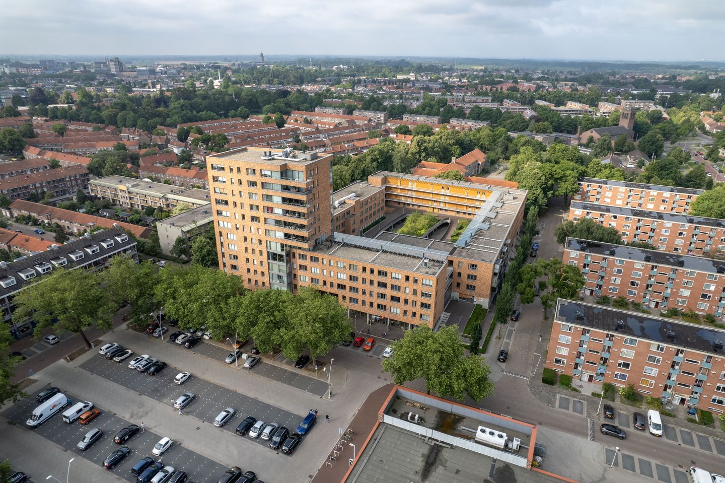 Photo 40 of Graaf Florisstraat 1-F55
