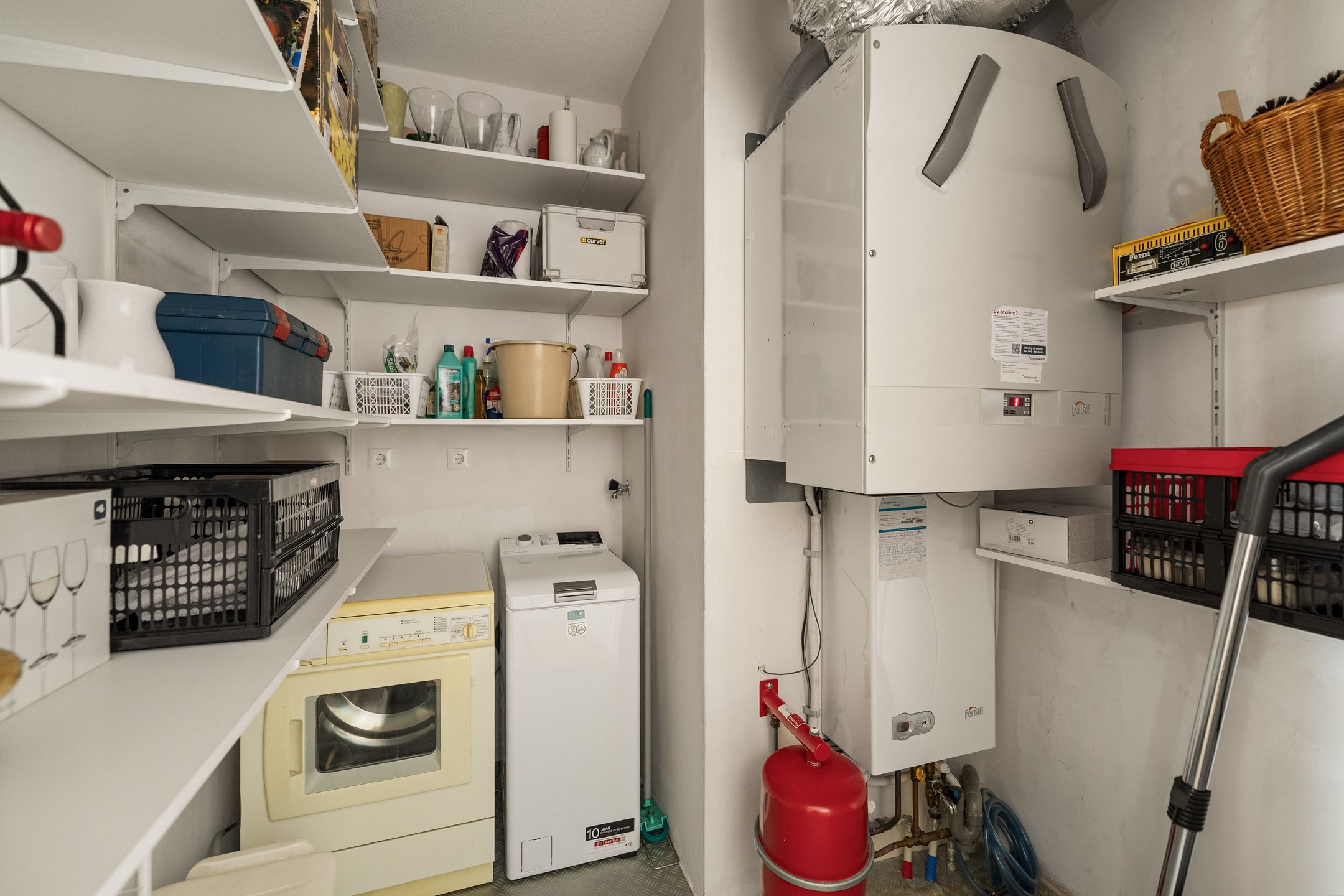 Photo 18 of Graaf Florisstraat 1-F55