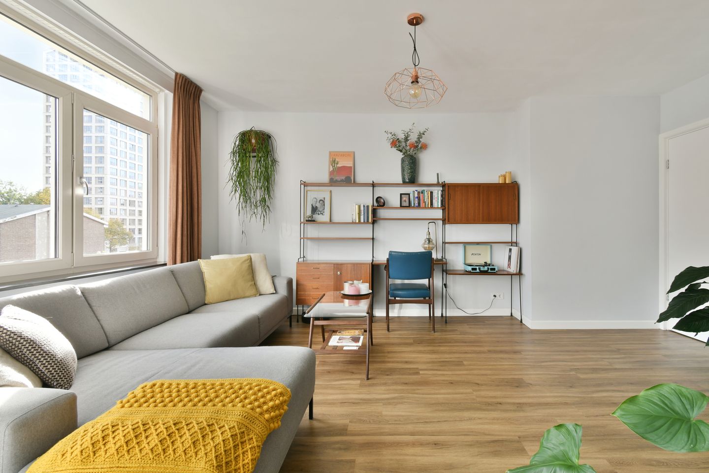Foto 4 van Derkinderenstraat 63-2