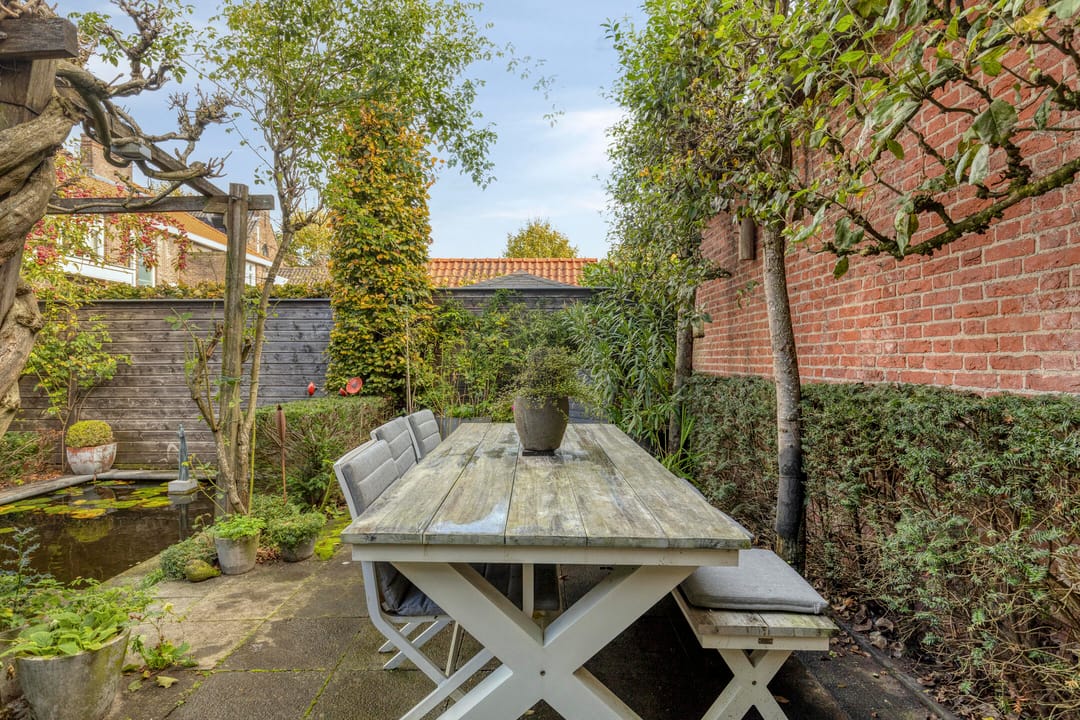 Photo 67 of Spoorstraat 20