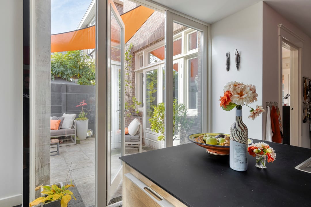 Photo 32 of Spoorstraat 20