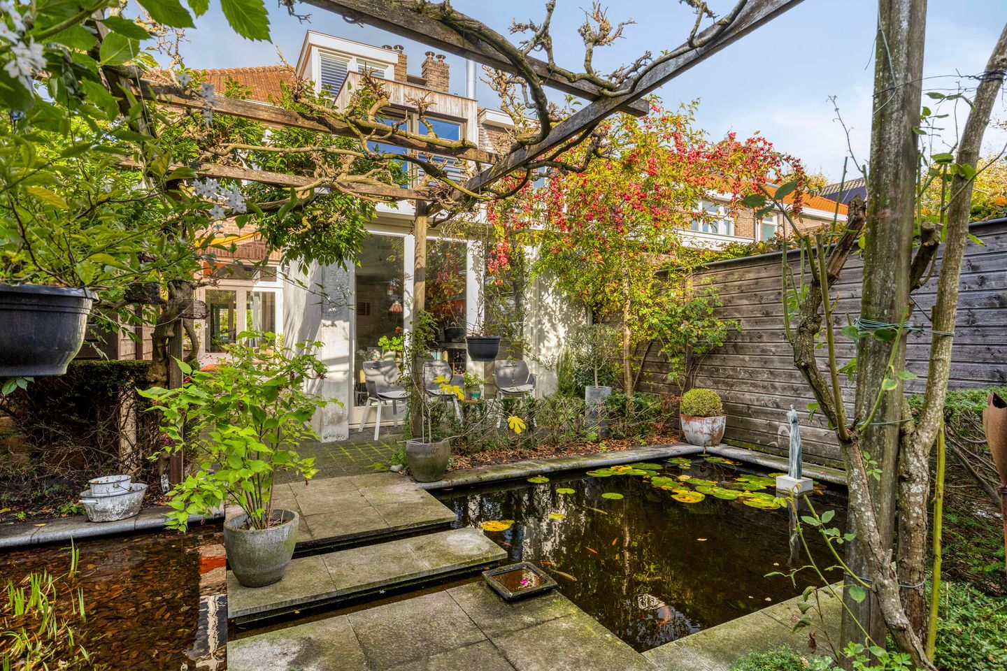 Photo 65 of Spoorstraat 20