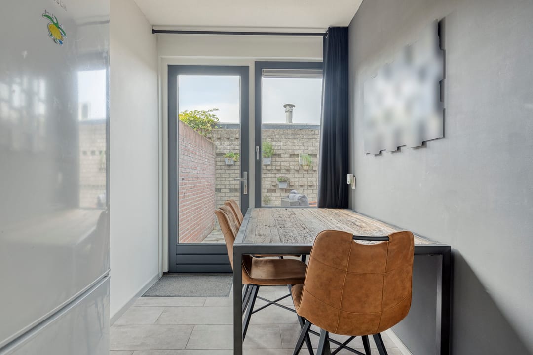 Photo 13 of Willemstraat 53-D