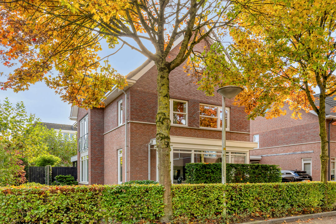 Photo 2 of Prior Teeuwenstraat 1