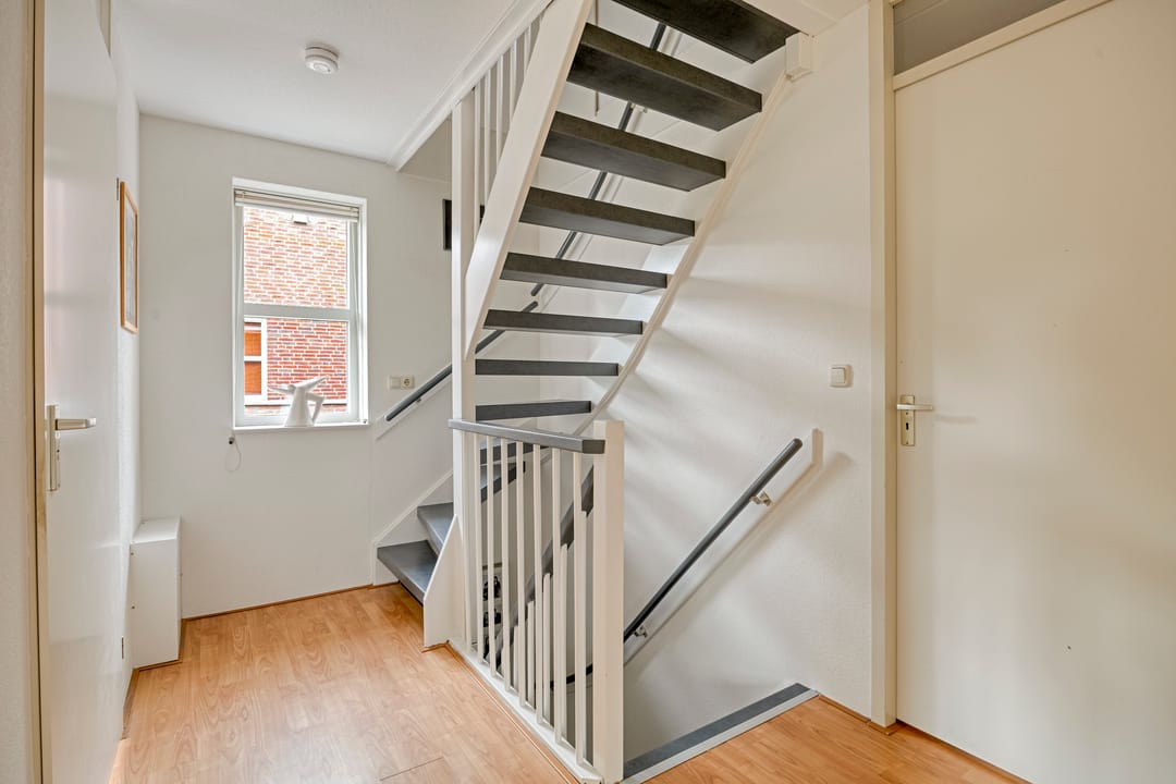 Photo 31 of Prior Teeuwenstraat 1