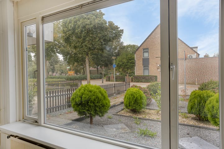 Hoekwoning te koop: Augustuslaan 1, Beuningen (Ge)