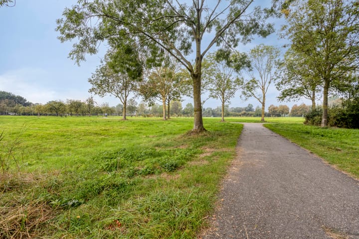 Hoekwoning te koop: Augustuslaan 1, Beuningen (Ge)