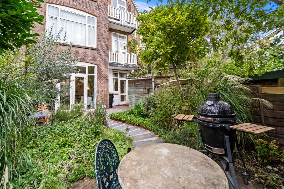 Photo 7 of Van der Capellenstraat 11