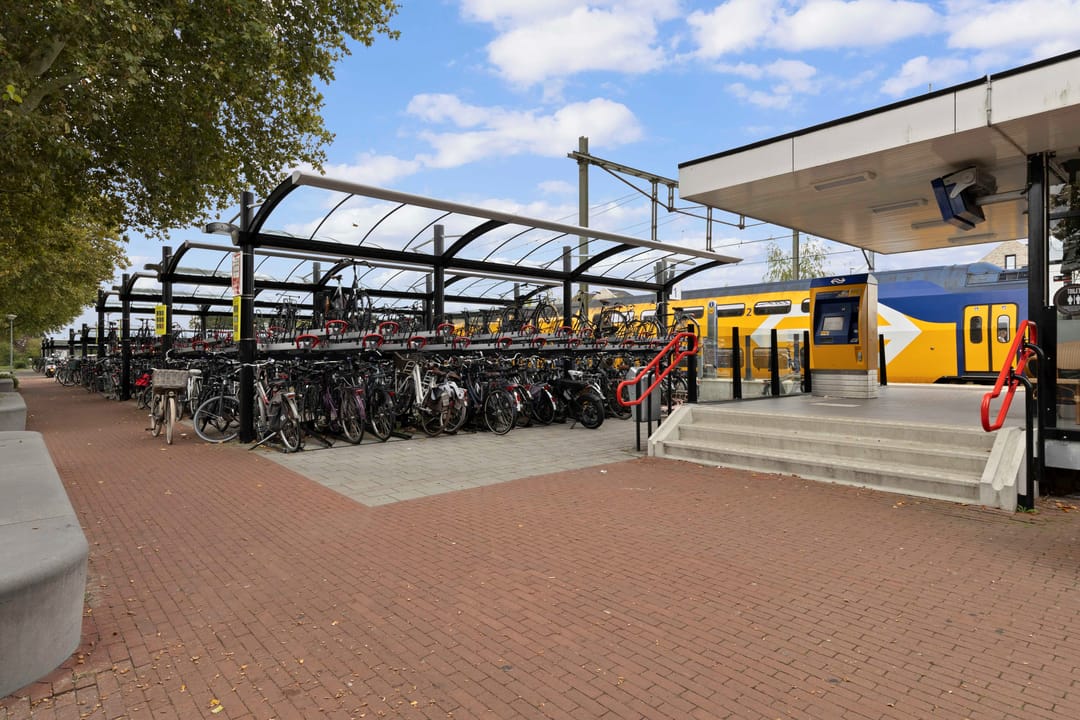 Foto 47 van Stationsplein 22