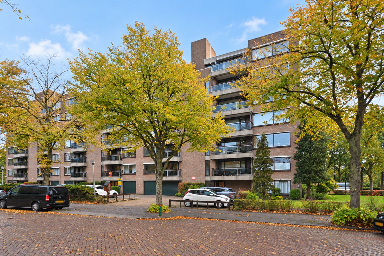 Photo 6 of Dr H. Colijnlaan 4-F028