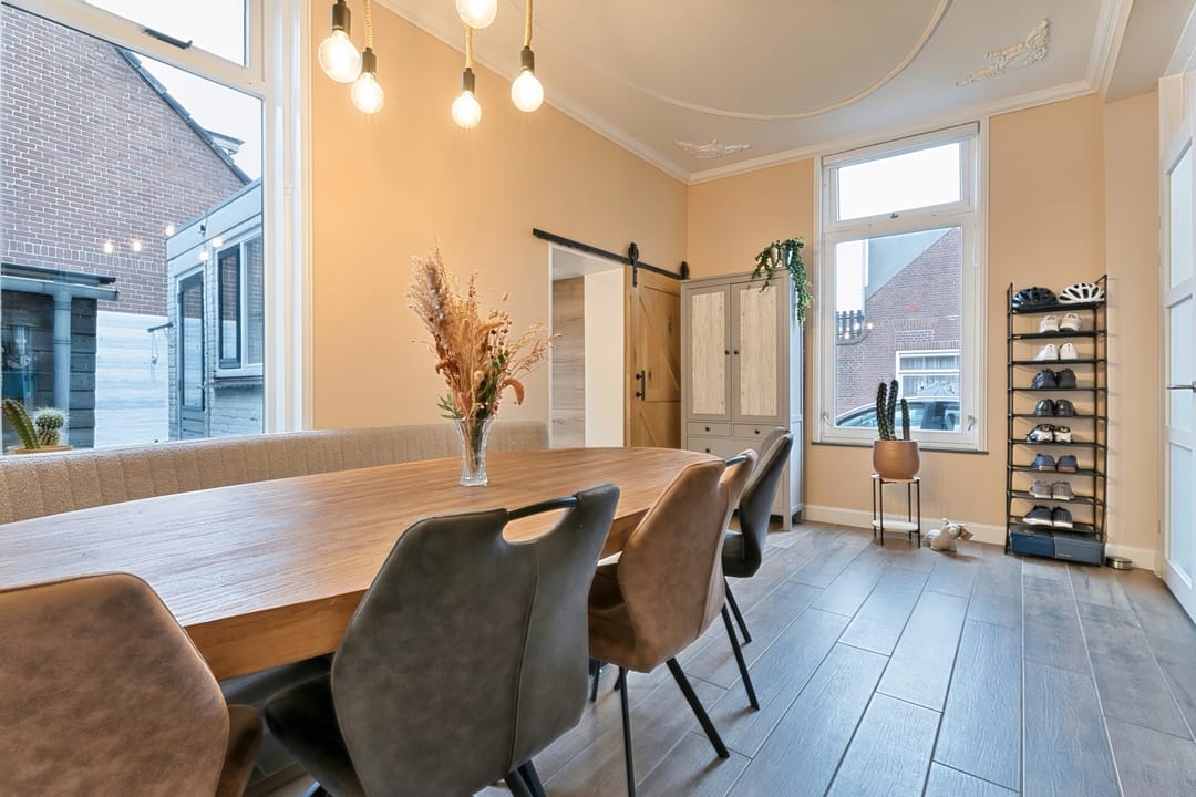 Photo 16 of Brielsestraat 1