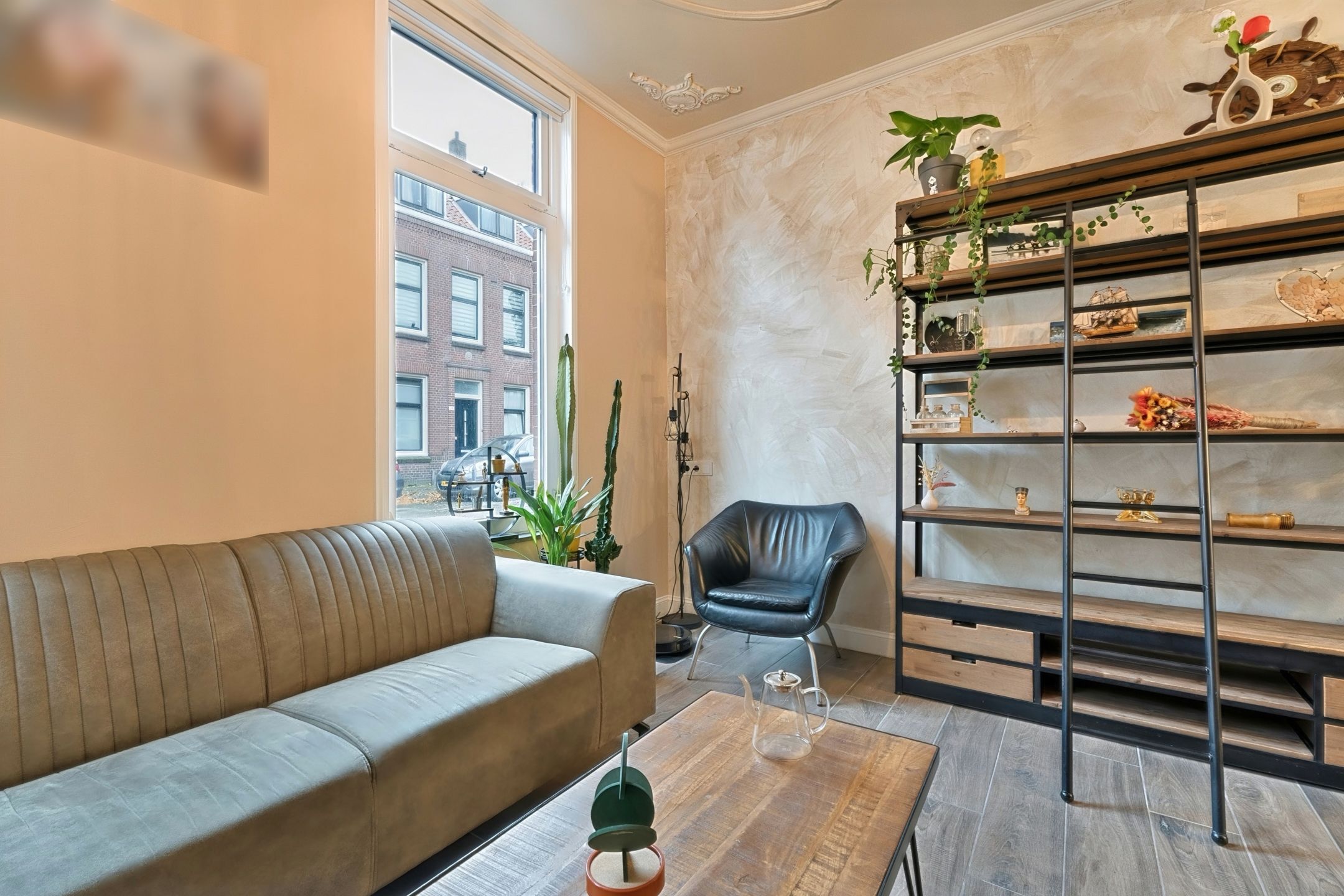 Photo 12 of Brielsestraat 1
