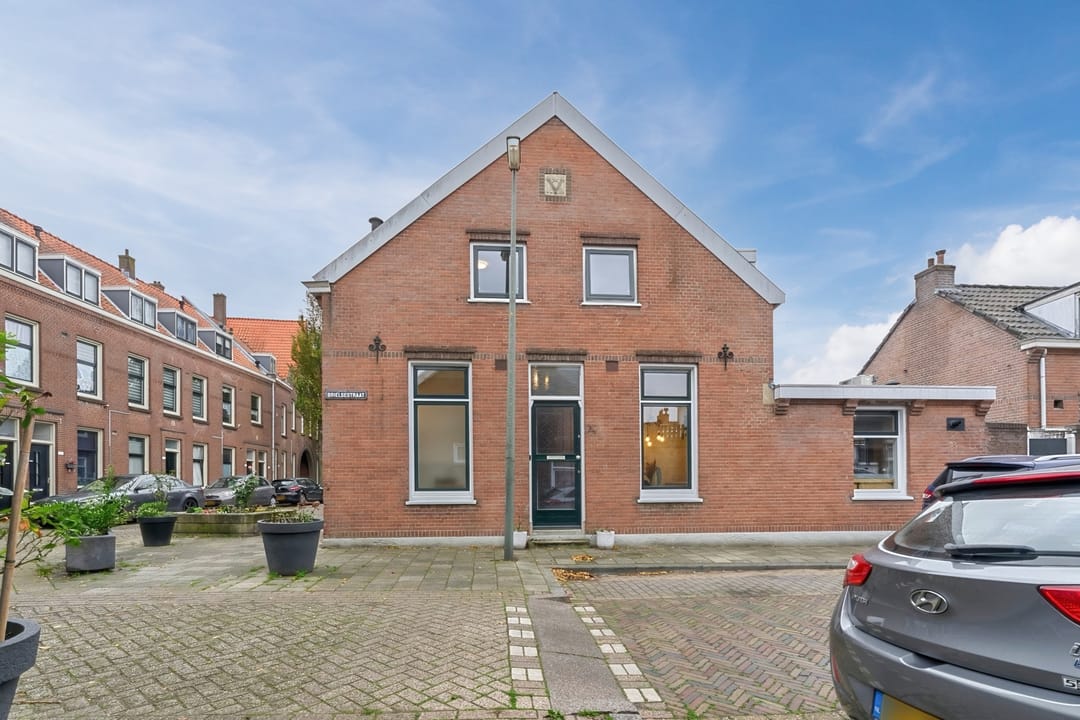 Photo 47 of Brielsestraat 1