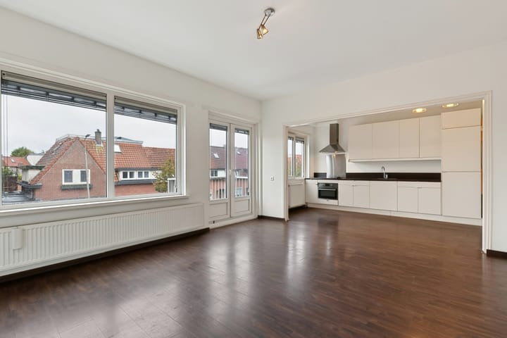 Photo 2 of Sparrenstraat 8
