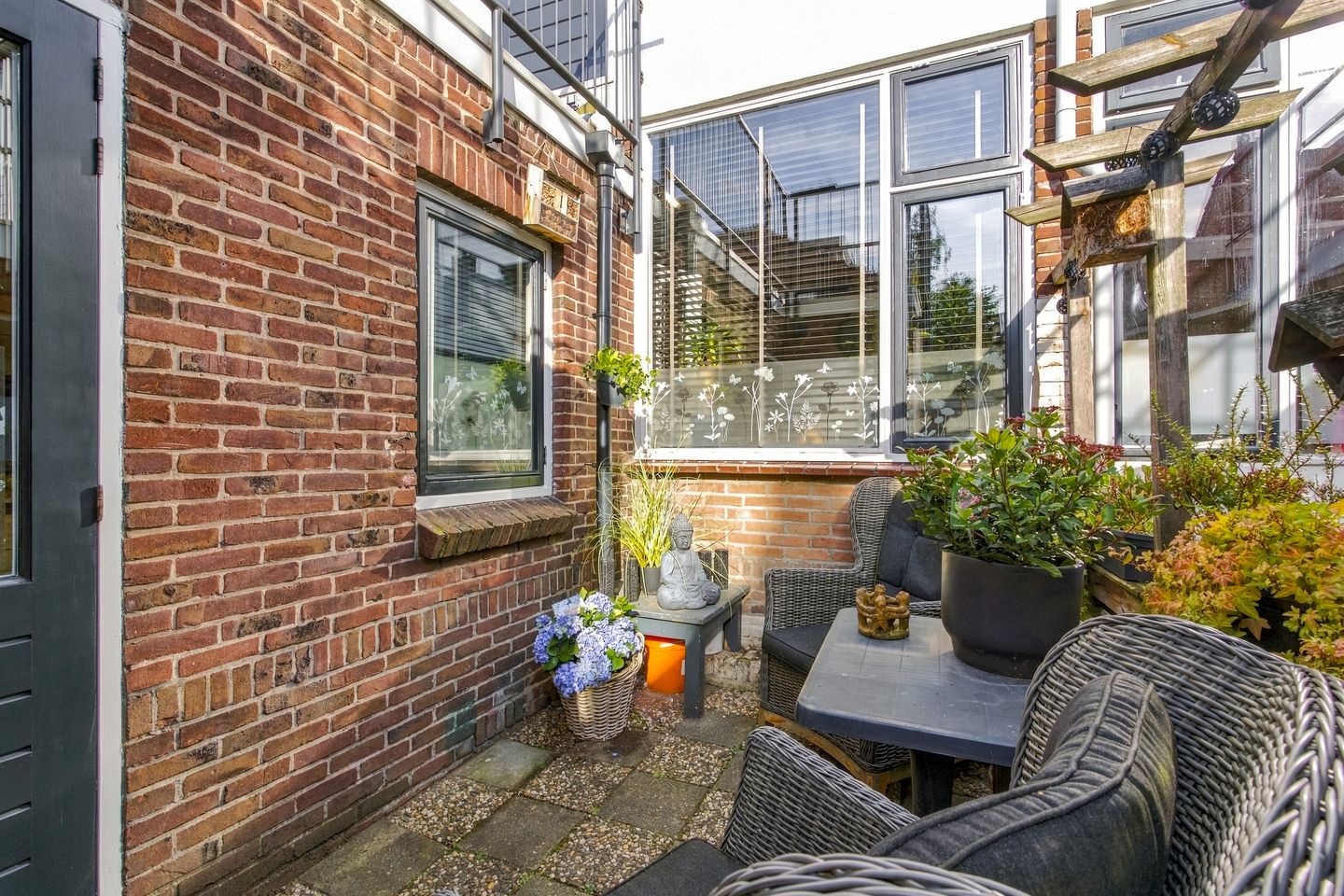 Photo 20 of Leliestraat 20