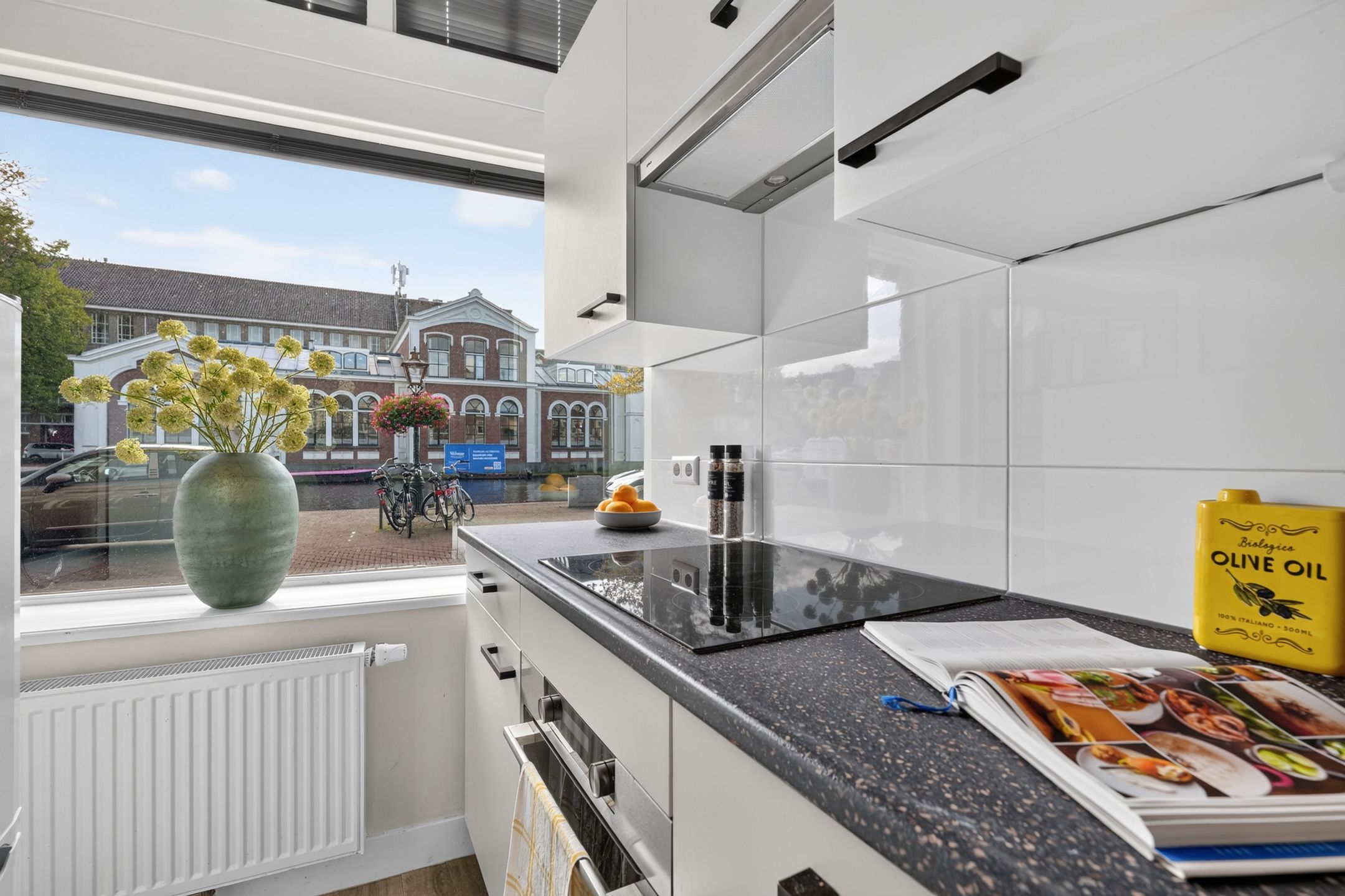 Foto 15 van Apothekersdijk 12-F