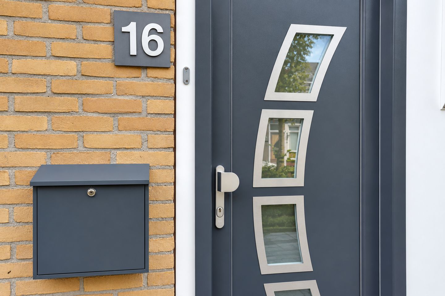 Photo 10 of Leeuwerikstraat 16