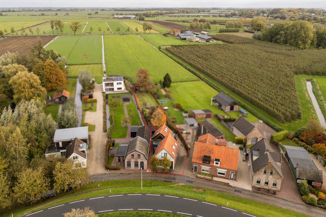 Photo 1 of Onderweg 12