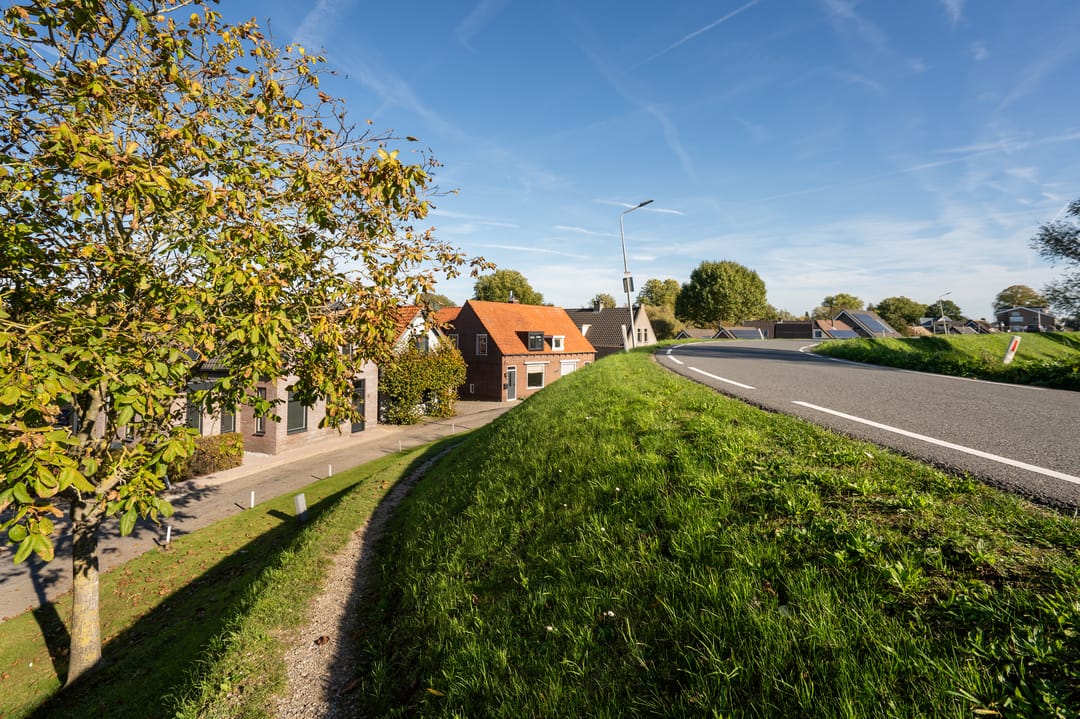Photo 52 of Onderweg 12