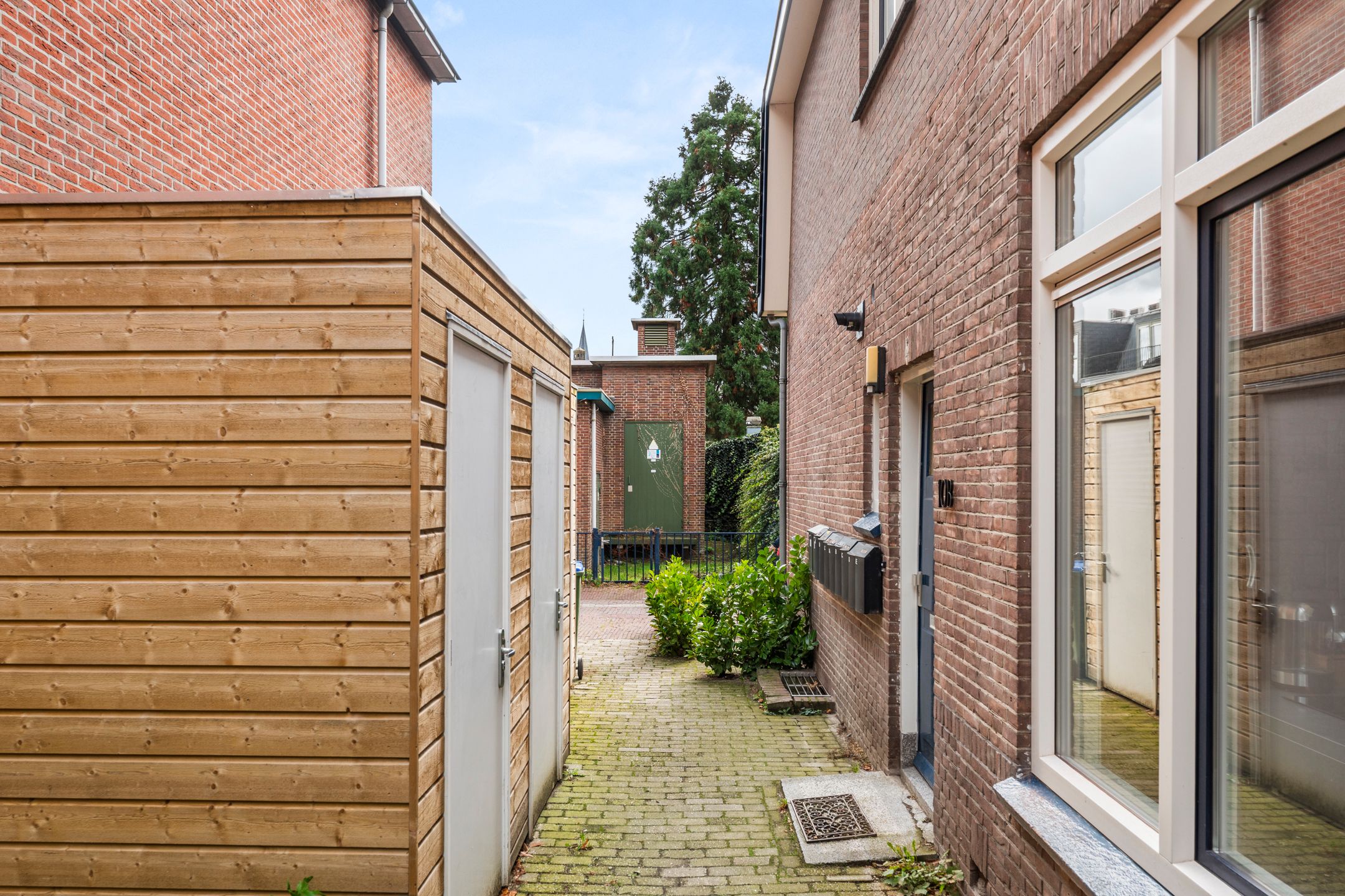 Photo 12 of Veenderweg 8-B