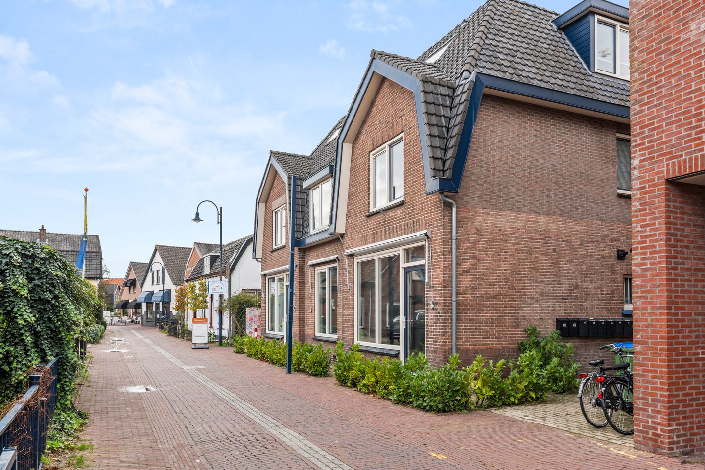 Photo 10 of Veenderweg 8-B