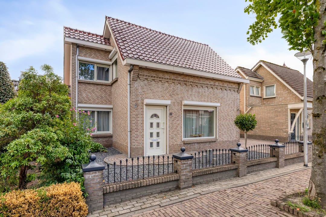 Photo 41 of Bremstraat 3