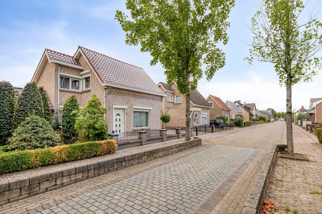 Photo 43 of Bremstraat 3