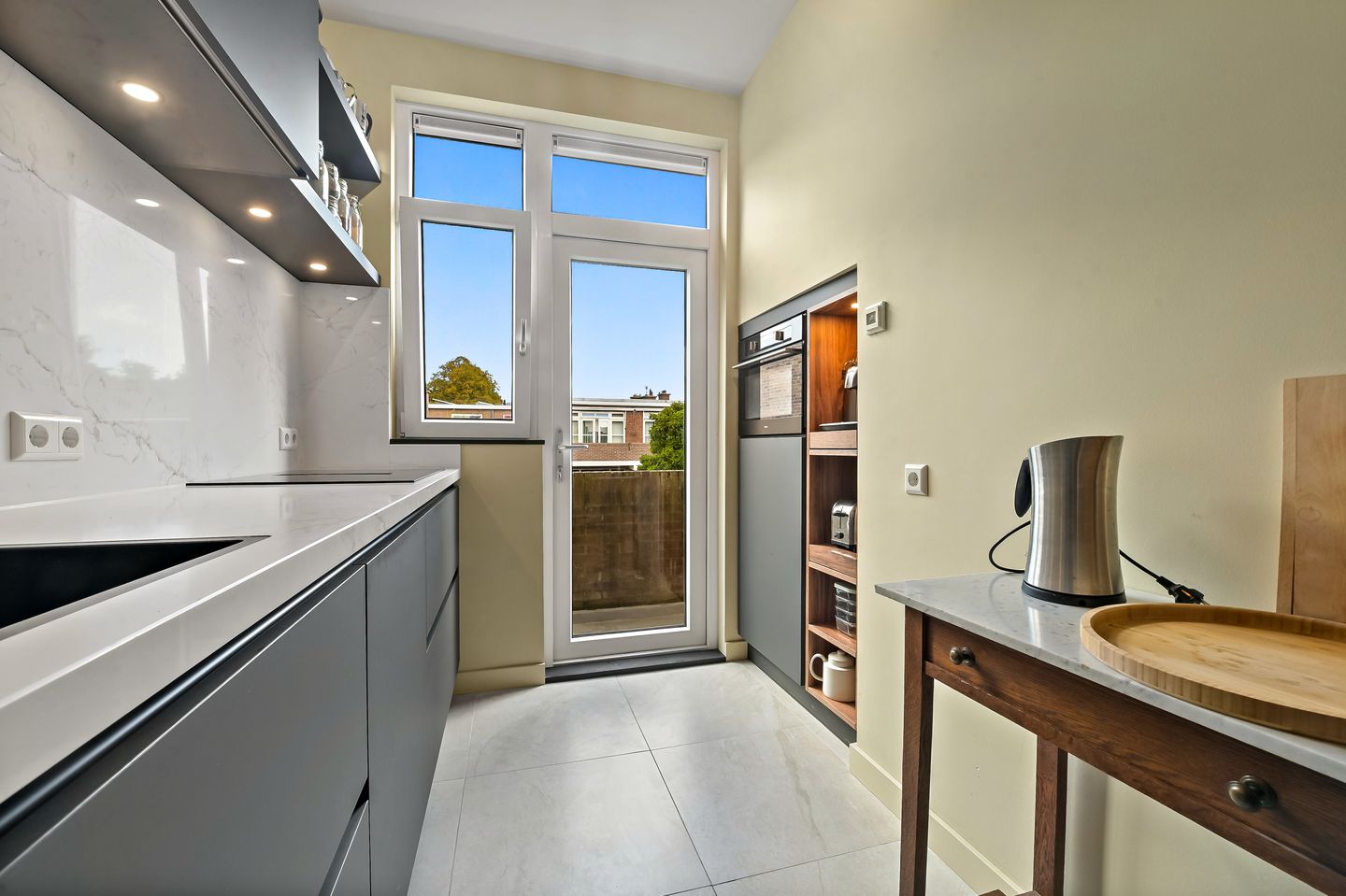 Photo 14 of Cornelis van der Lijnstraat 58