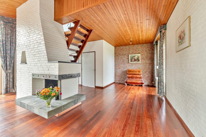Photo 4 of Hertog Eduardstraat 5