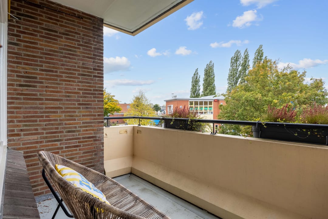 Photo 41 of Jacob van Ruysdaelstraat 40
