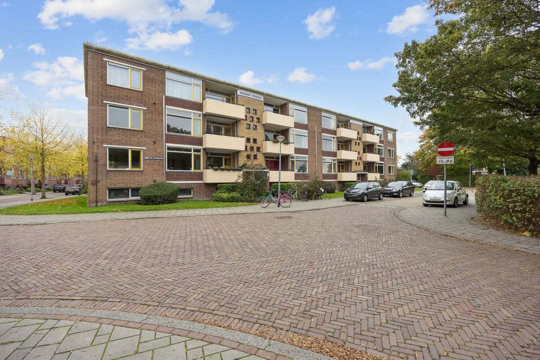 Photo 46 of Jacob van Ruysdaelstraat 40