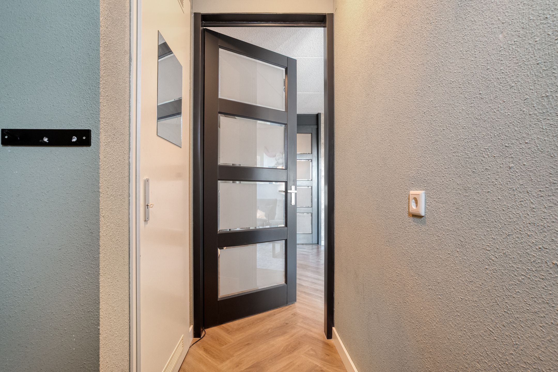 Photo 21 of Weidelint 42