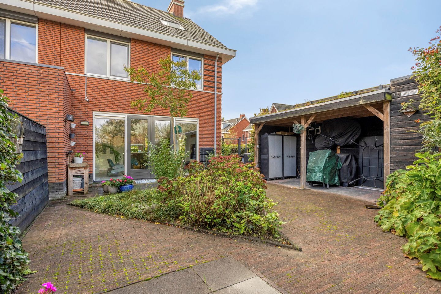 Photo 49 of Cornelis van der Loostraat 1