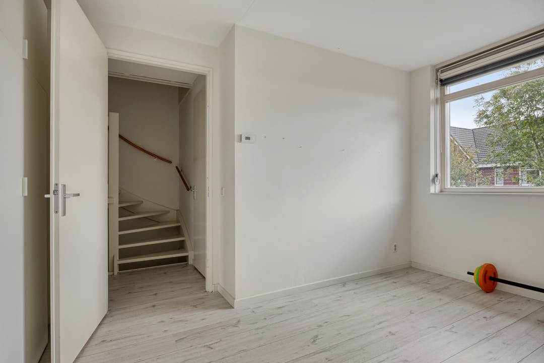 Photo 38 of Cornelis van der Loostraat 1