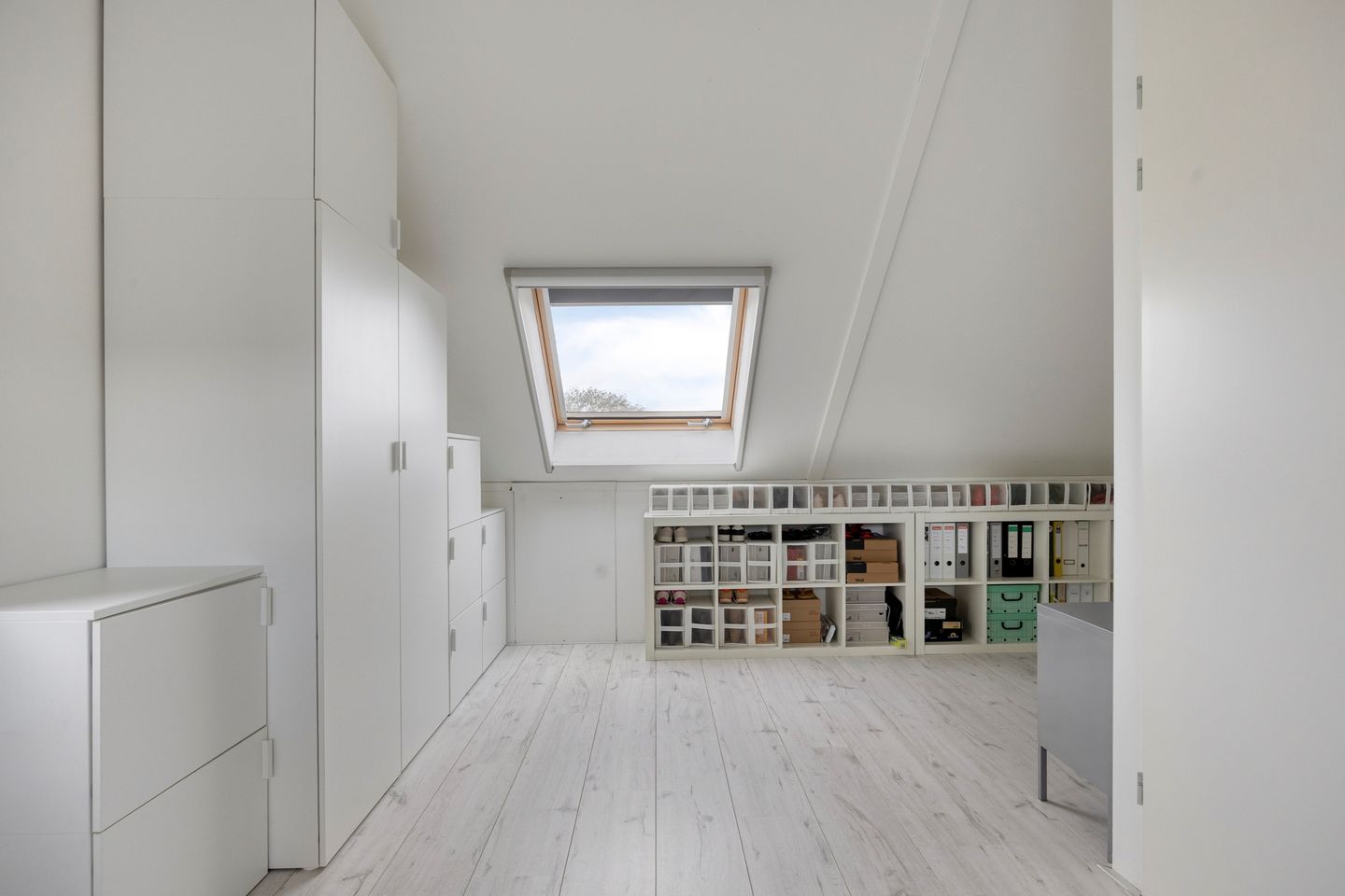 Photo 44 of Cornelis van der Loostraat 1
