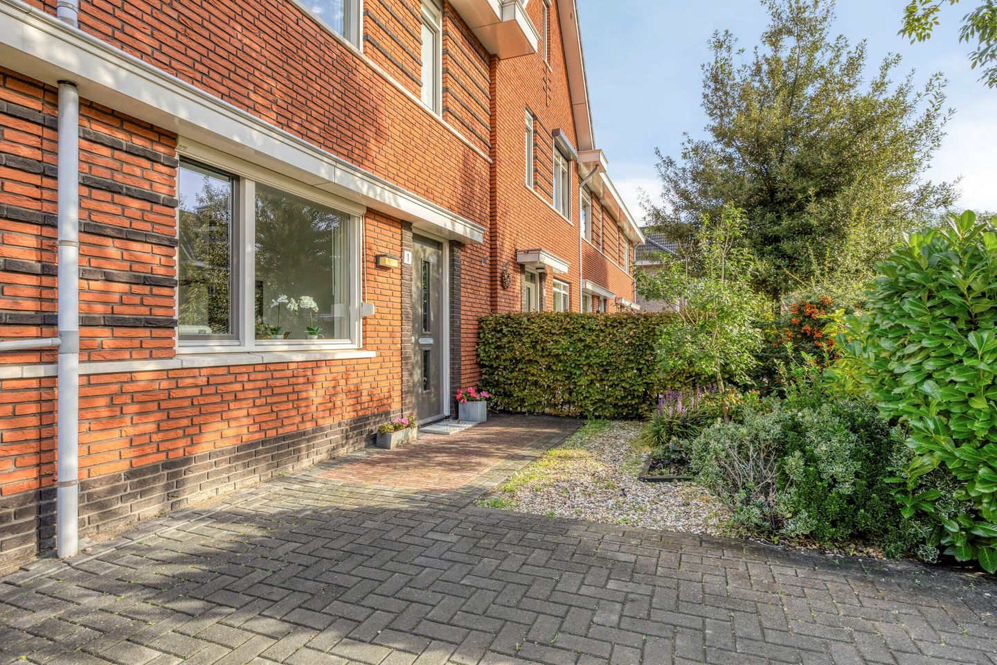 Photo 14 of Cornelis van der Loostraat 1