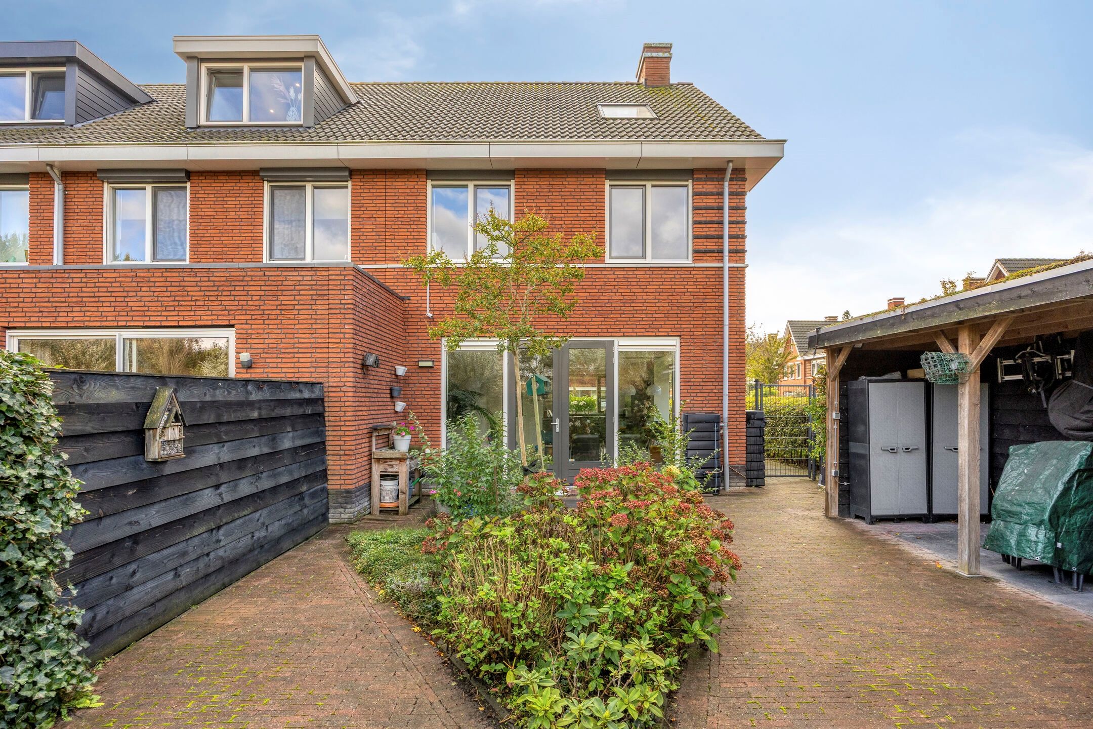 Photo 9 of Cornelis van der Loostraat 1