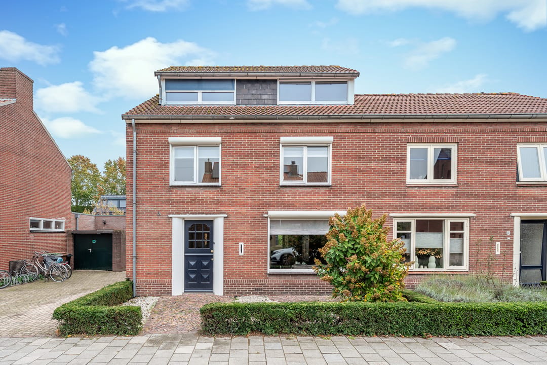 Photo 1 of Schoolstraat 16