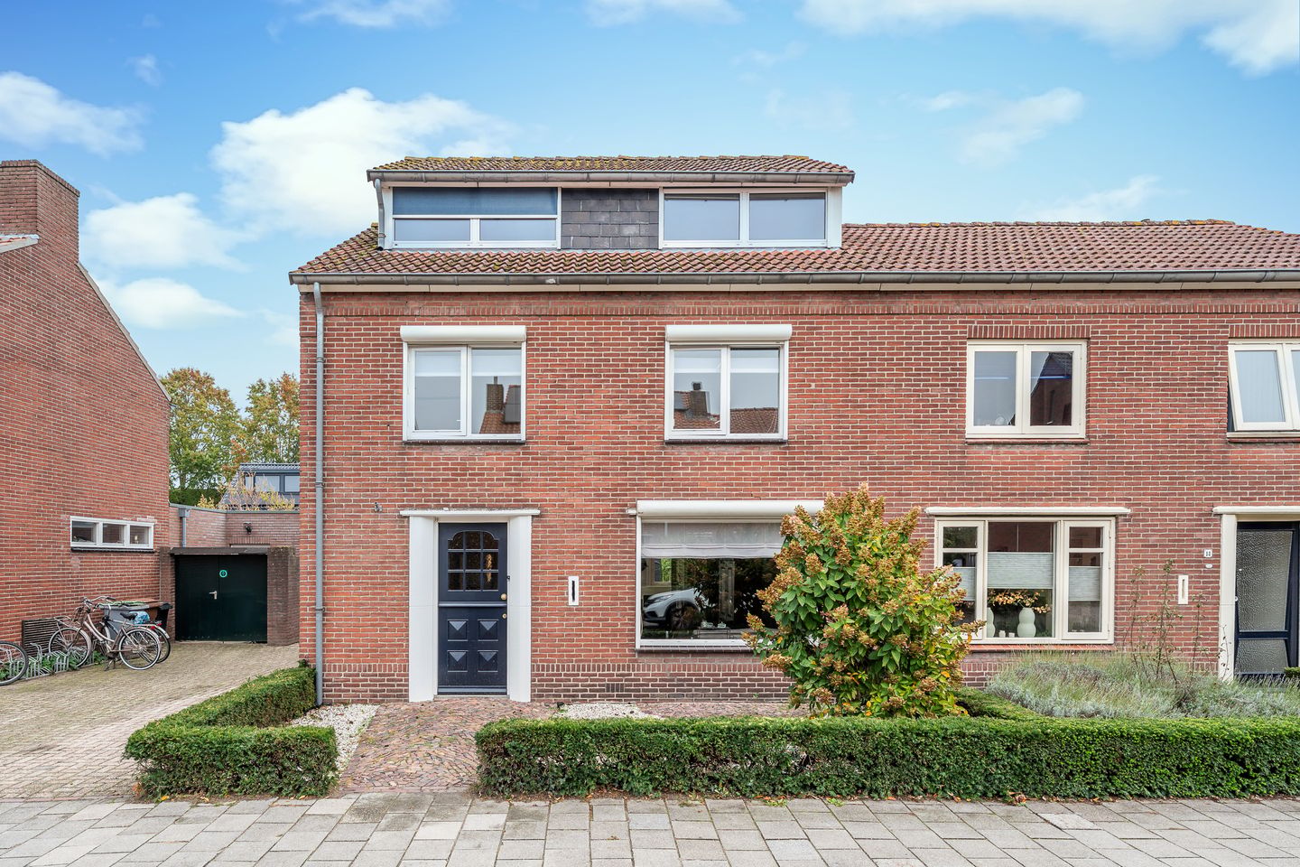 Foto 1 van Schoolstraat 16