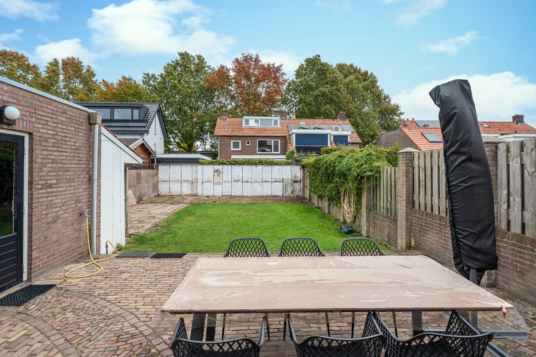 Photo 31 of Schoolstraat 16