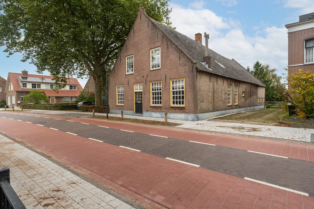 Photo 8 of van der Duinstraat 57