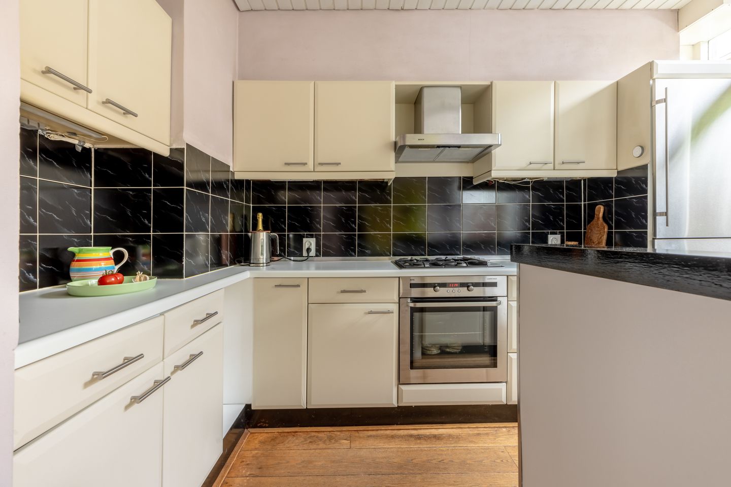 Photo 10 of Van Kinsbergenstraat 31