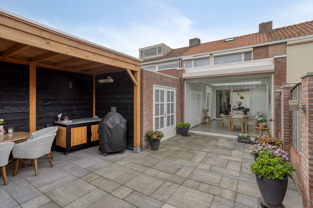 Photo 2 of Pater van den Elsenstr 22