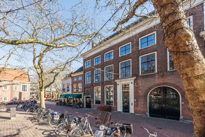 Burgwal 45