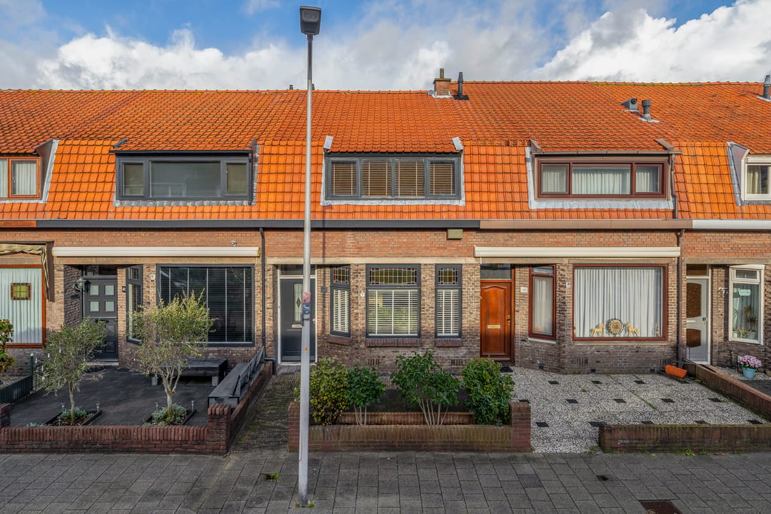 Photo 38 of Duiventorenstraat 43