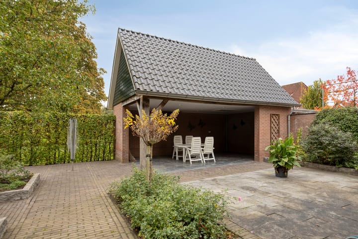Foto 2 van Woerden 11