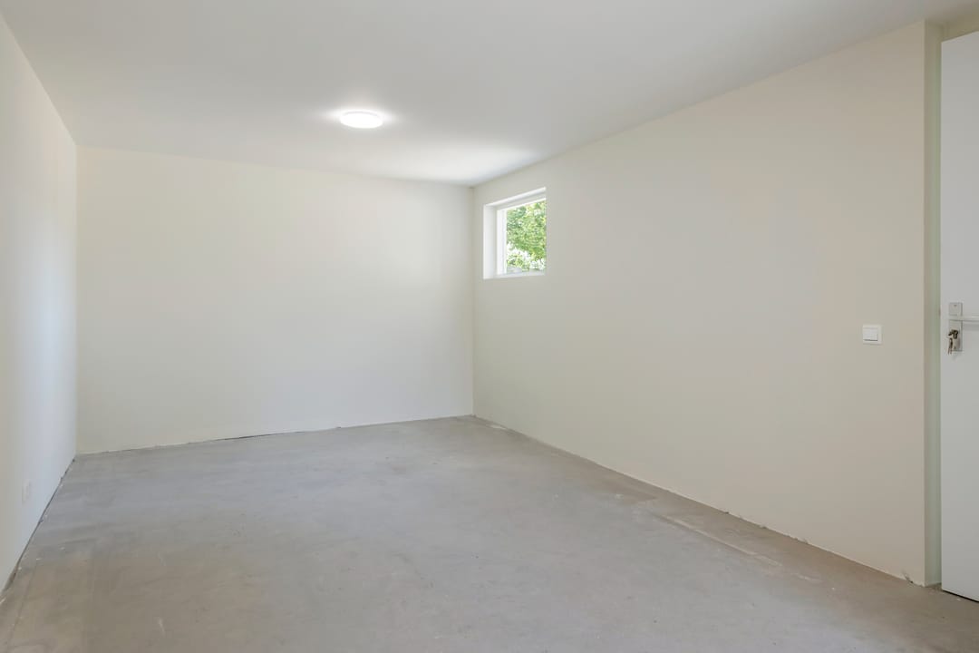 Photo 11 of Leeuwenstraat 2