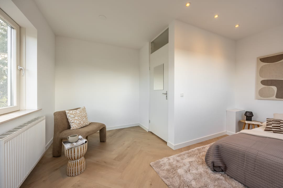 Photo 32 of Romolenstraat 39