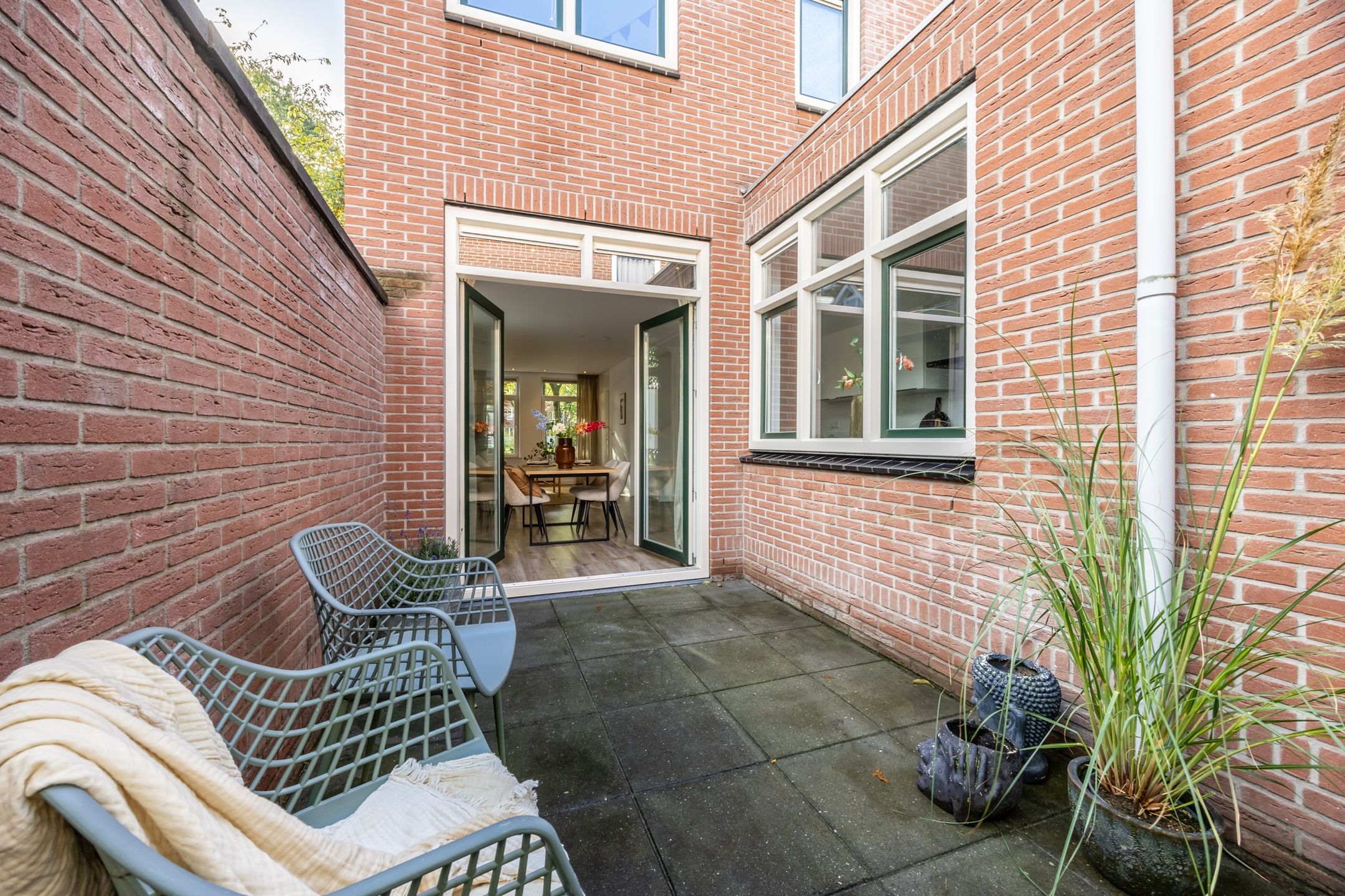 Photo 12 of Romolenstraat 39